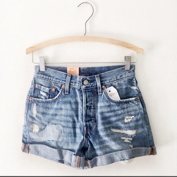 Levi's Pants - NWT Levi’s 501 Distressed Buttonfly Jean Shorts 24